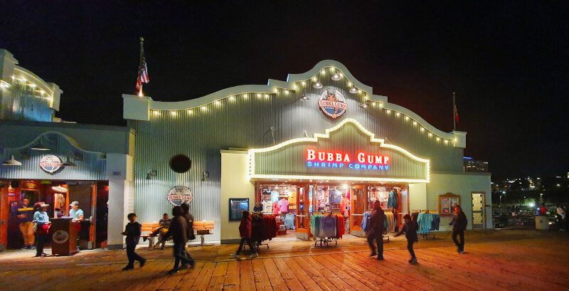Restaurante Bubba Gump no Píer de Santa Monica – Super Viajantes.