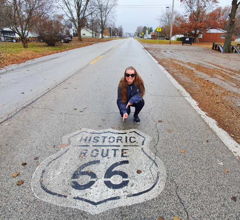 Em Frente de Soulsby Service Station na Rota 66 – Super Viajantes.